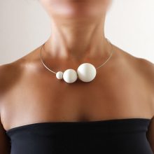porcelain necklace PLUTONE