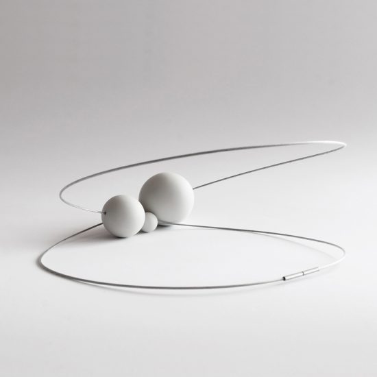 porcelain necklace SATURNO