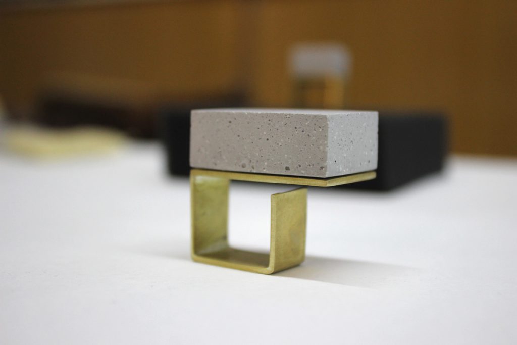 concrete in jewellery workshop by ORTOGONALE